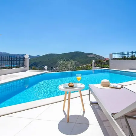 Beautiful 1-bed In Pobrezje-dubrovnik Apartment *