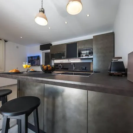 Apartment Beautiful 1-bed In Pobrezje-dubrovnik Pobrezje