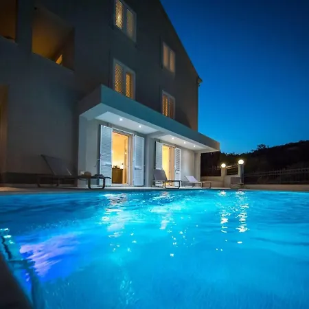 Apartment Beautiful 1-bed In Pobrezje-dubrovnik Pobrezje