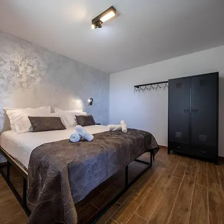 Beautiful 1-bed In Pobrezje-dubrovnik * Pobrezje