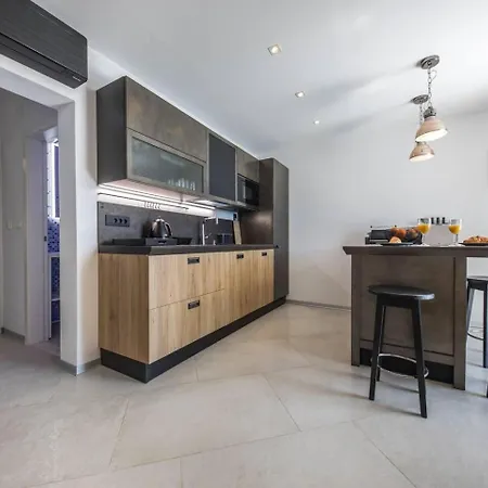 Beautiful 1-bed In Pobrezje-dubrovnik דירה