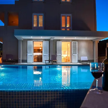 Beautiful 1-bed In Pobrezje-dubrovnik דירה *