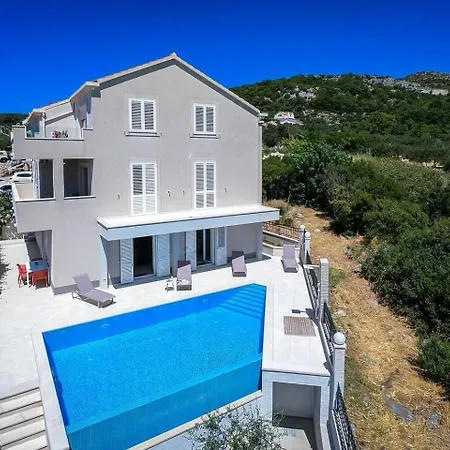 Beautiful 1-bed In Pobrezje-dubrovnik